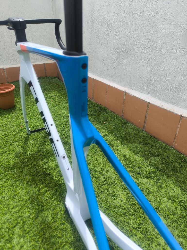Used CUBE LITENING AERO C:68X FRAMESET 2024 Frameset 2024 Road & Gravel, White — image 5 of 7