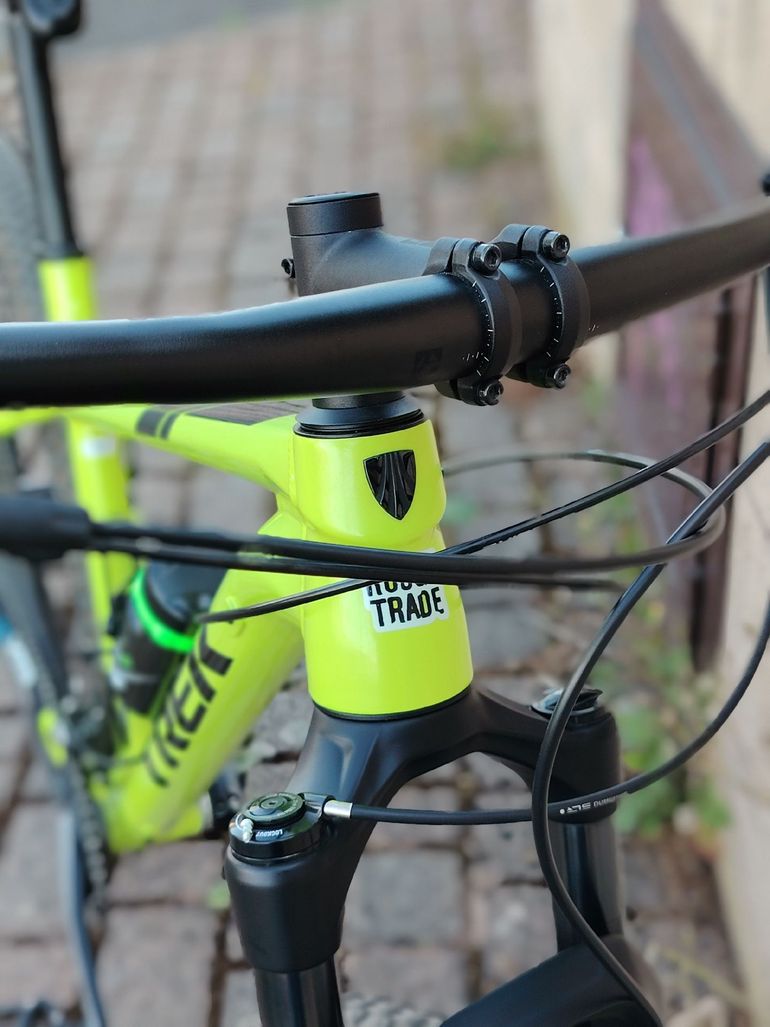 Used Trek X-Caliber 9 2019 2019 Mountainbike, Green, 27.5, 29 — image 6 of 13