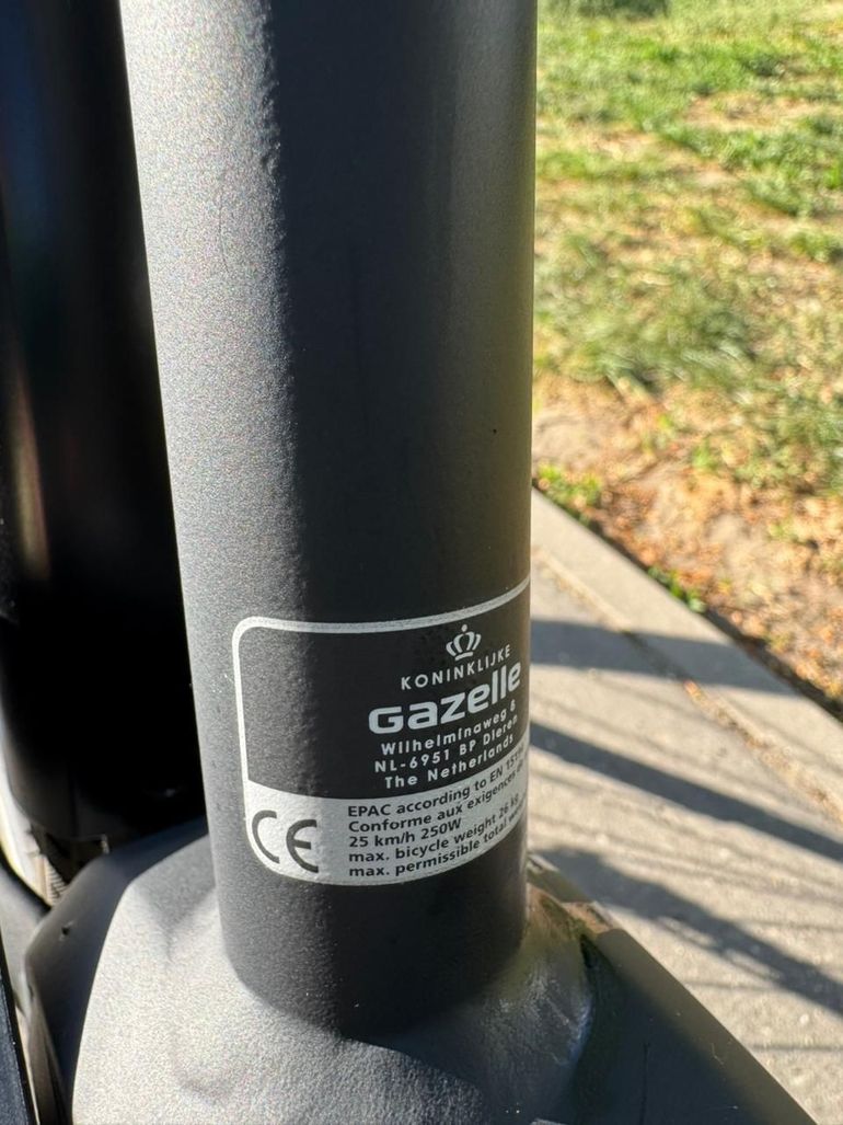 Used Gazelle Medeo Shimano Deore 2021 Urban, Black — image 6 of 14