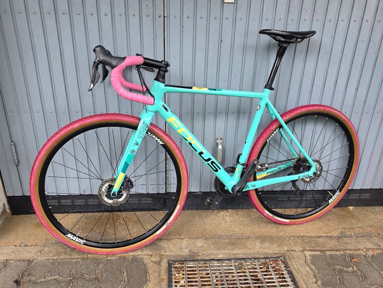 Used Focus MARES 9.9 2021 2021 Road & Gravel, Grün — image 2 of 14