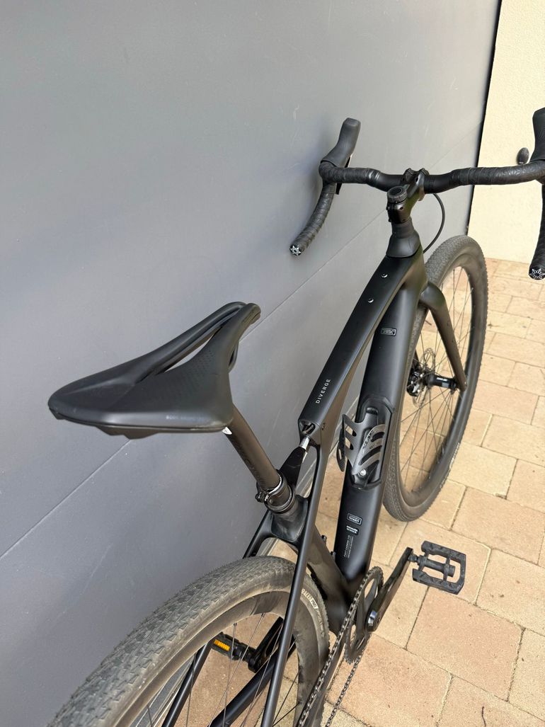 Used Specialized S-Works Diverge STR 2022 2022 Road & Gravel, Black — image 3 of 6