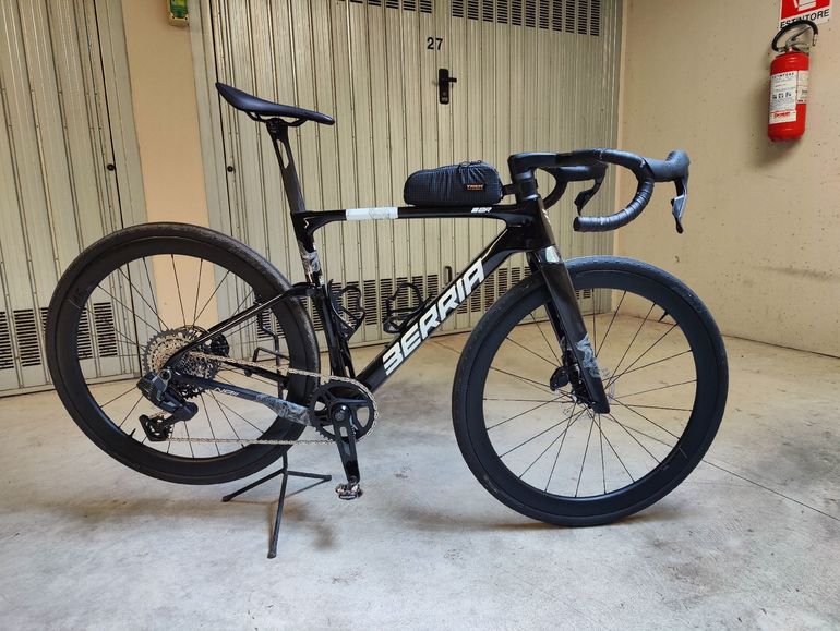 Used Berria NAII BR RIVAL XPLR AXS PWM 2026 2026 Road & Gravel, Black — image 6 of 7