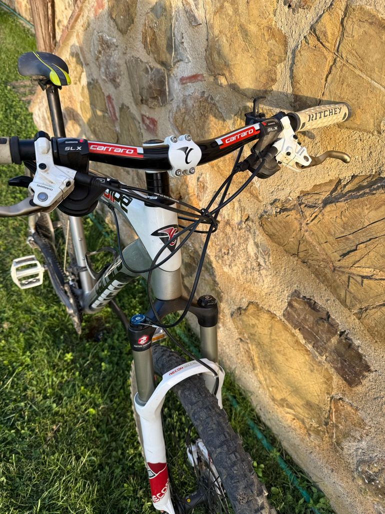 Used Carraro Carraro Custom Shimano Deore XT 2010 Mountainbike — image 2 of 3