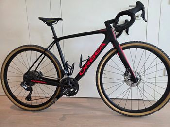 Used Orbea TERRA M20i 2022 2022 Road & Gravel, Black — image 2 of 6
