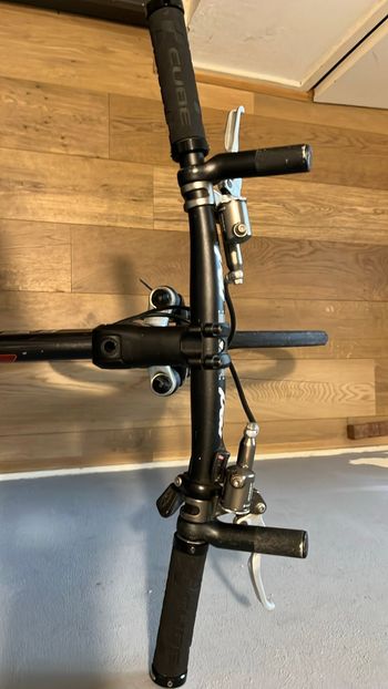 Used Giant Anytour Shimano Deore 2001 Mountainbike, Black — image 6 of 17