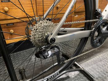Used Ridley Falcn RS - Shimano Ultegra DI2 2x12sp 2025 2025 Road & Gravel, Light Gray — image 4 of 7