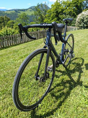 Used TRIBAN RC520 Disc Road Bike - 105 2021 2021 Road & Gravel, Blue — image 3 of 5