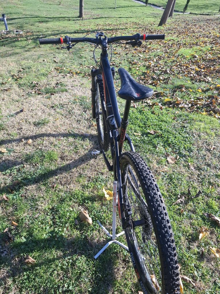 Used BMC Speedfox AL ONE 2021 2021 Mountainbike, Black, 29 — image 3 of 5