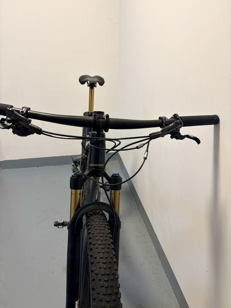 Used Orbea OIZ M PRO 2022 2022 Mountainbike, Blue, 29 — image 4 of 18