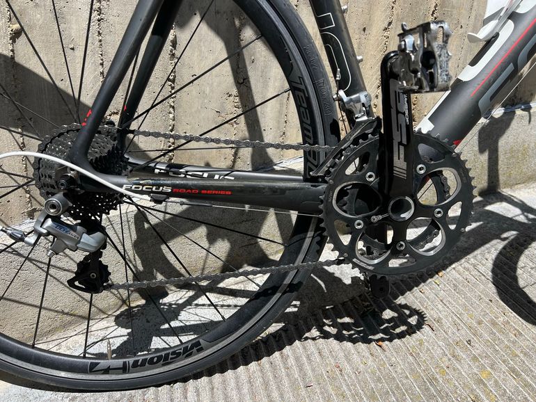 Used Focus Cayo Shimano Ultegra 2016 Road & Gravel, Black — image 2 of 9