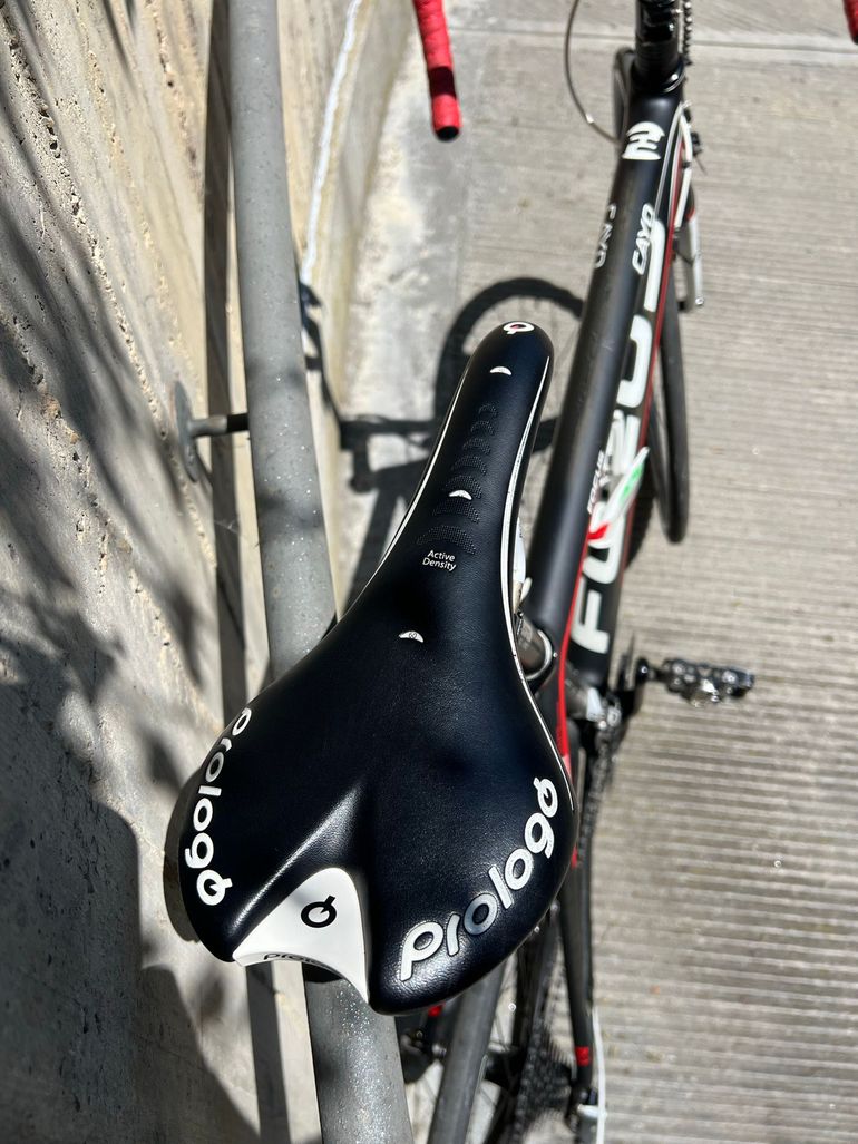 Used Focus Cayo Shimano Ultegra 2016 Road & Gravel, Black — image 5 of 9