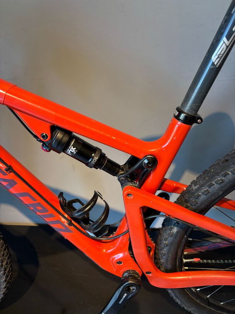 Used Santa Cruz BLUR R / TR / Carbon C / 29 2023 2023 Mountainbike — image 6 of 21