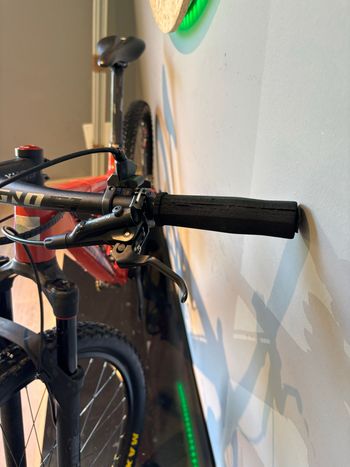 Used Santa Cruz BLUR R / TR / Carbon C / 29 2023 2023 Mountainbike — image 15 of 21