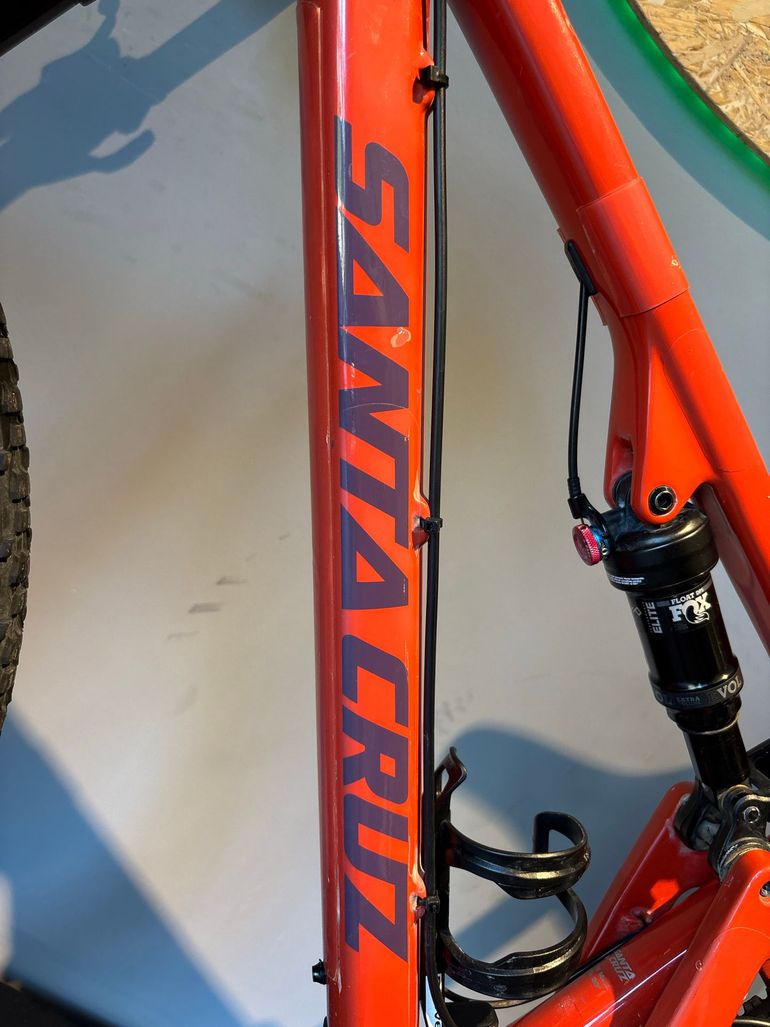 Used Santa Cruz BLUR R / TR / Carbon C / 29 2023 2023 Mountainbike — image 4 of 21
