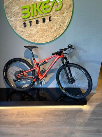 Used Santa Cruz BLUR R / TR / Carbon C / 29 2023 2023 Mountainbike — image 20 of 21