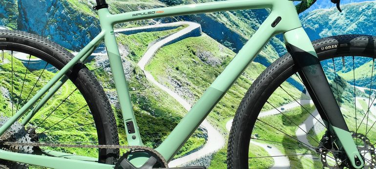 Used Bianchi Impulso Pro Sram Rival-GX AXS 1x12 2024 Road & Gravel, Green — image 3 of 28