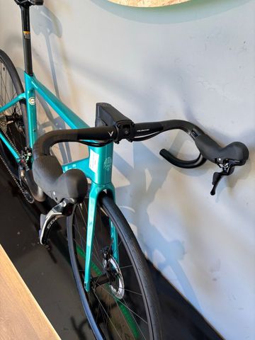 Używany Bianchi Sprint 105 2025 2025 Road & Gravel — zdjęcie 11 z 16