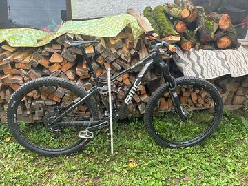 Used BMC trailfox 02 2017 2017 Mountainbike, Black, 29 — image 1 of 10