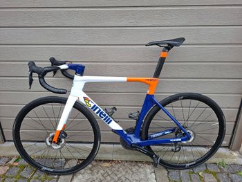 Used Cinelli Pressure Ultegra Di2 2023 2023 Road & Gravel — image 2 of 13