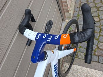 Used Cinelli Pressure Ultegra Di2 2023 2023 Road & Gravel — image 4 of 13