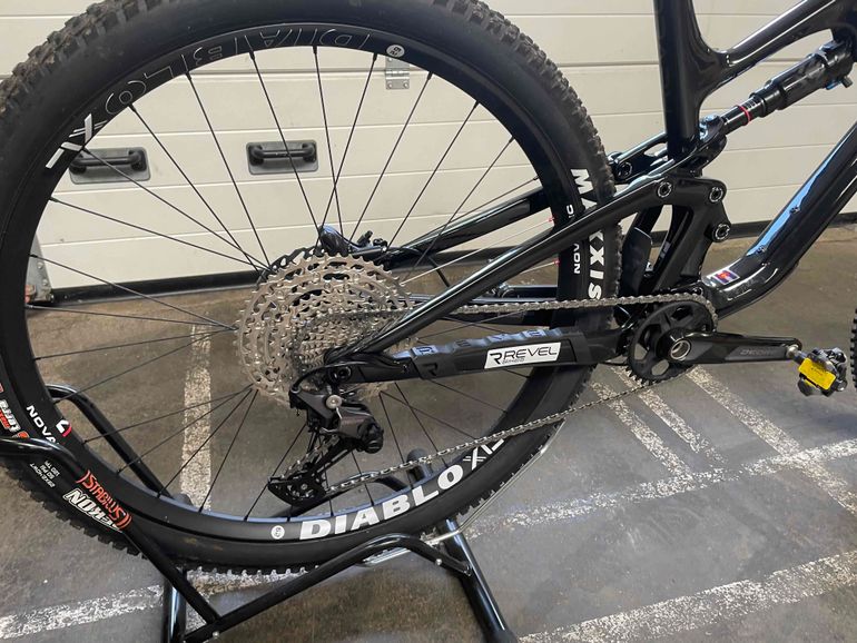 Used Revel Ranger SHIMANO DEORE 2025 2025 Mountainbike, Green, 29 — image 3 of 6