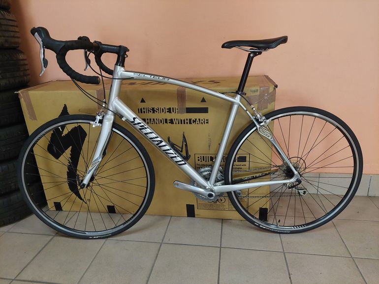 Used Specialized Secteur Elite 2014 2014 Road & Gravel, Light Gray — image 8 of 19