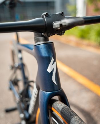 Used Specialized Tarmac SL8 Expert - Shimano Ultegra Di2 2025 2025 Road & Gravel, Blue — image 8 of 13