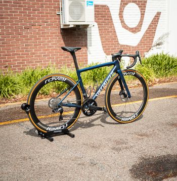 Used Specialized Tarmac SL8 Expert - Shimano Ultegra Di2 2025 2025 Road & Gravel, Blue — image 3 of 13