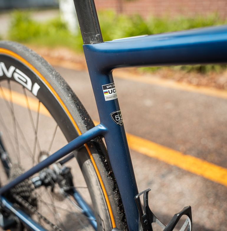 Used Specialized Tarmac SL8 Expert - Shimano Ultegra Di2 2025 2025 Road & Gravel, Blue — image 7 of 13