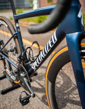 Used Specialized Tarmac SL8 Expert - Shimano Ultegra Di2 2025 2025 Road & Gravel, Blue — image 10 of 13