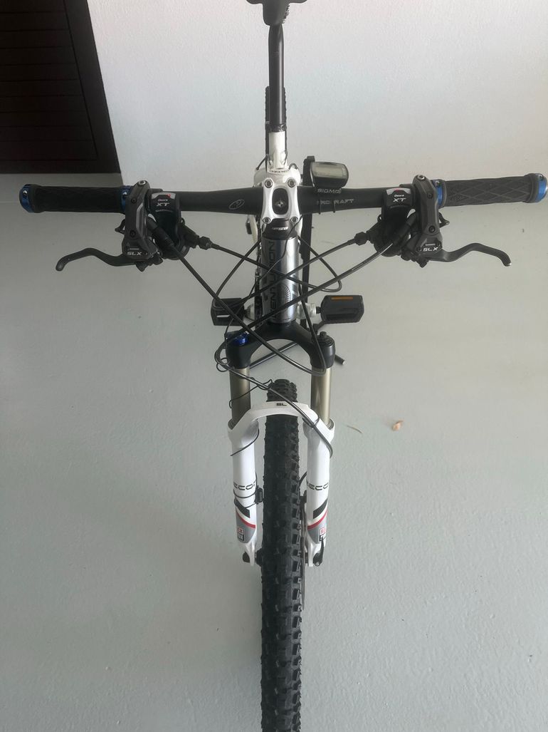 Used Centurion Backfire Shimano Deore 2016 Mountainbike — image 2 of 3