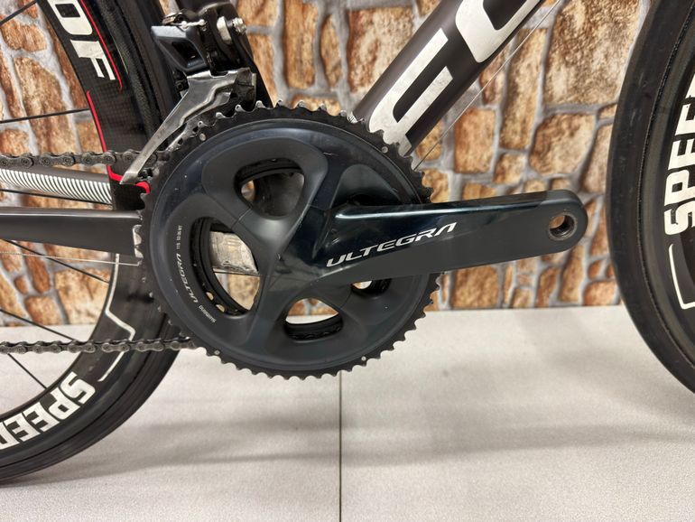 Used Focus IZALCO MAX Ultegra 2018 2018 Road & Gravel, Schwarz — image 7 of 9