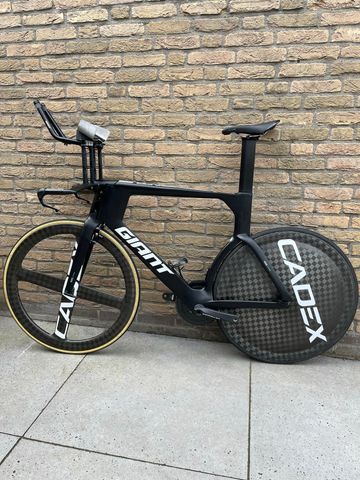 Used Giant Trinity Shimano Dura Ace Di2 2019 Road & Gravel, Black — image 17 of 24