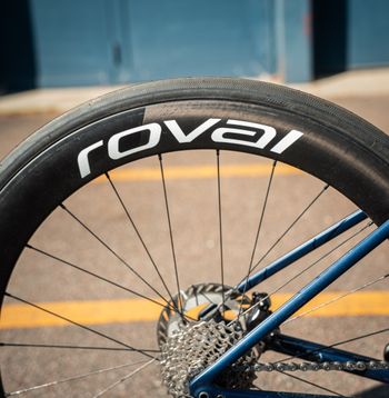 Used Specialized Tarmac SL8 Expert - Shimano Ultegra Di2 2025 2025 Road & Gravel, Blue — image 7 of 13