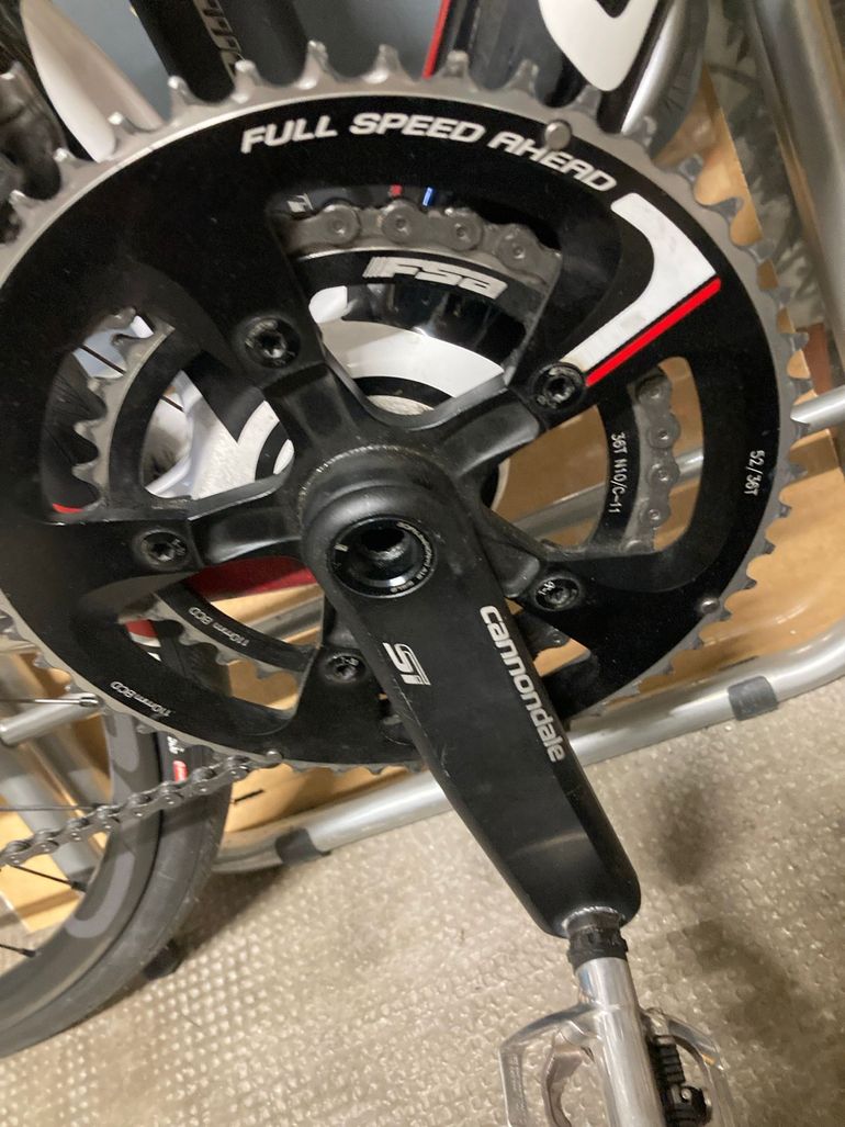 Used Cannondale Synapse Shimano Ultegra 2018 Road & Gravel, Red — image 4 of 4
