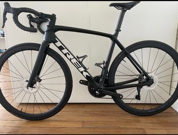 Used Trek Émonda SL 7 2024 2024 Road & Gravel, Black — image 2 of 8