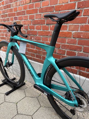 Used Bianchi Oltre Shimano Ultegra Di2 2026 Road & Gravel, Grün — image 12 of 15