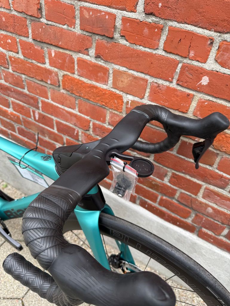 Used Bianchi Oltre Shimano Ultegra Di2 2026 Road & Gravel, Grün — image 6 of 15