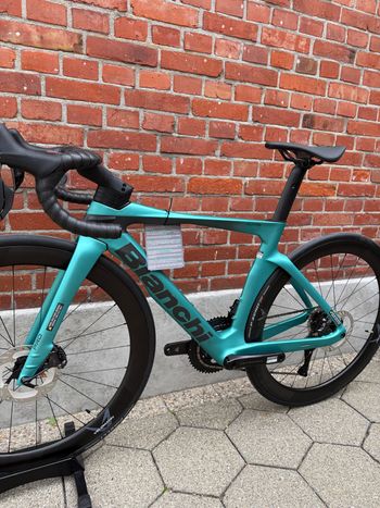Used Bianchi Oltre Shimano Ultegra Di2 2026 Road & Gravel, Grün — image 11 of 15