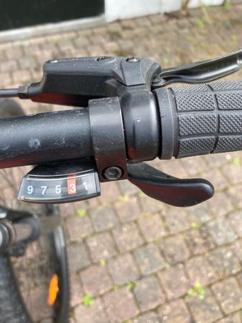 Used Cannondale Cannondale Trial 6 2023 Mountainbike, Orange — image 7 of 9