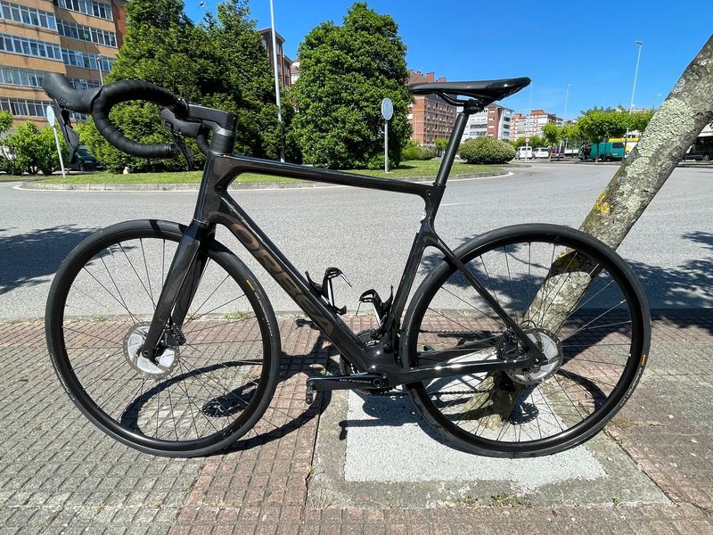 Used Orbea Orca m20 Custom Shimano Ultegra 2021 Road & Gravel, Black — image 10 of 19