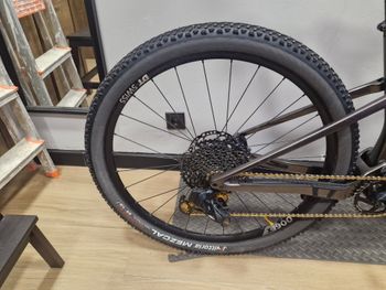Used Orbea OIZ M11-AXS 2022 2022 Mountainbike, Black, 29 — image 5 of 8
