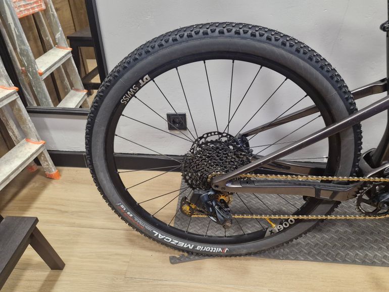 Used Orbea OIZ M11-AXS 2022 2022 Mountainbike, Black, 29 — image 5 of 8