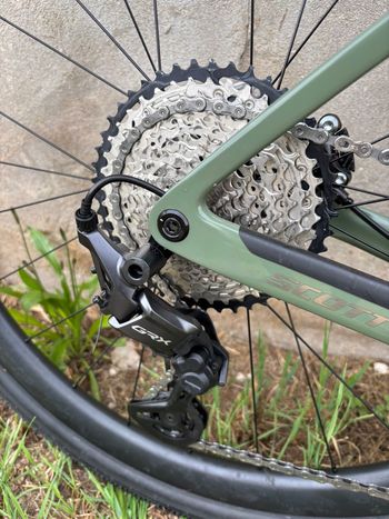 Used Scott Addict Gravel 40 2025 2025 Road & Gravel, Purple — image 8 of 10