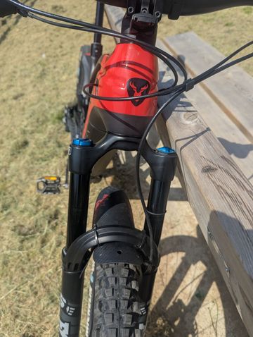 Rotwild R.X750 CORE 2022 2022 Mountainbike de segunda mano, Rojo — imagen 3 de 17