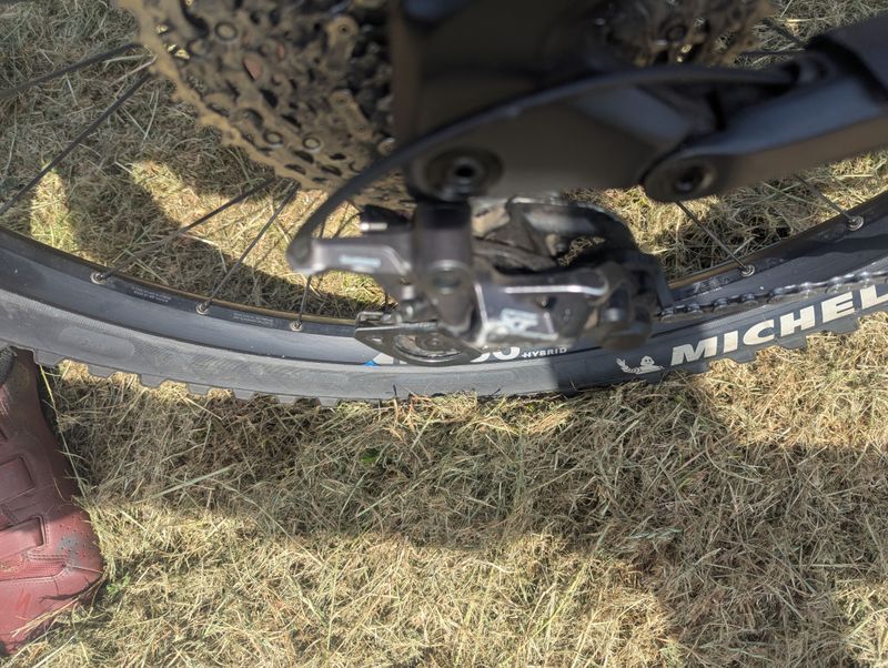 Rotwild R.X750 CORE 2022 2022 Mountainbike de segunda mano, Rojo — imagen 14 de 17