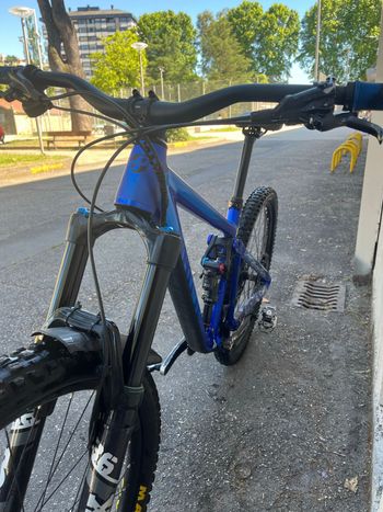 Used Ghost Riot AM Essential 2022 2022 Mountainbike, Azul — image 7 of 8