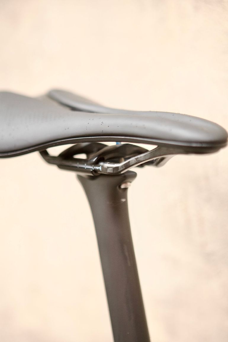 Used Cervélo R5 Dura Ace Di2 2024 2024 Road & Gravel, Black — image 8 of 14