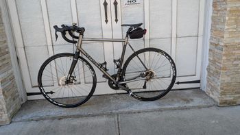 Used Seven Cycles Seven Cycles Custom Shimano Ultegra Di2 2015 Road & Gravel, Light Gray — image 2 of 8