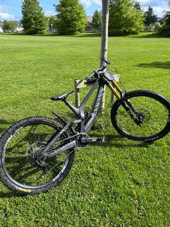 Used Canyon Sender CFR 29 2024 2024 Mountainbike, Black, 29 — image 9 of 13